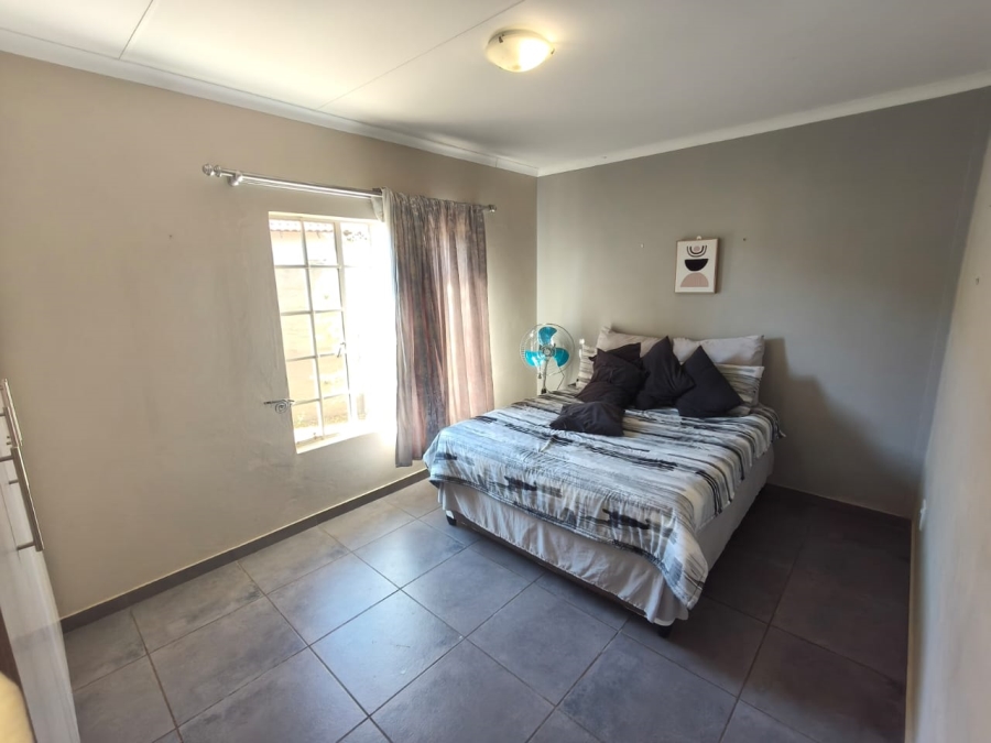 3 Bedroom Property for Sale in Waterkloof East North West